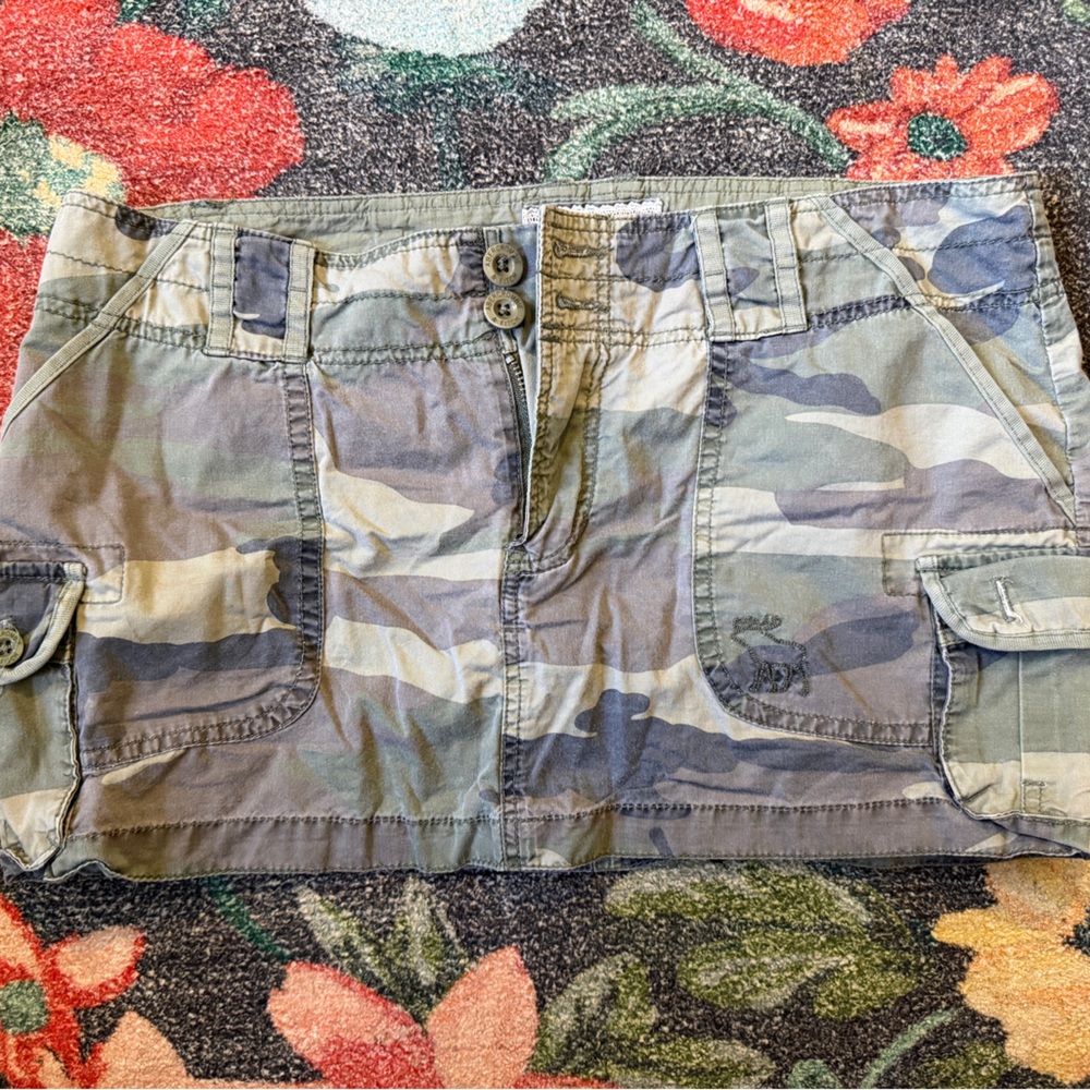 Abercrombie & Fitch Green MicroMini Cargo Skirt 2010s